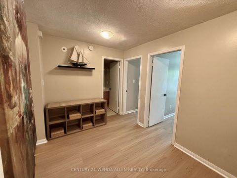 Photo 9 at 1117 - 20 Laidlaw Street, South Parkdale, Toronto