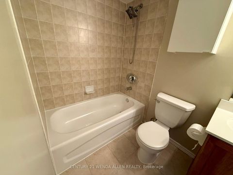 Photo 17 at 1117 - 20 Laidlaw Street, South Parkdale, Toronto