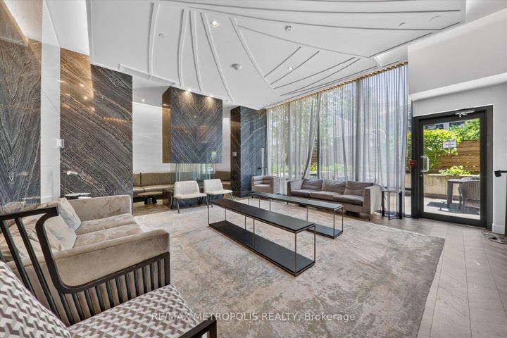 Photo 17 at 619 - 7 Kenaston Gardens, Bayview Village, Toronto