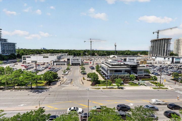 Photo 23 at 619 - 7 Kenaston Gardens, Bayview Village, Toronto