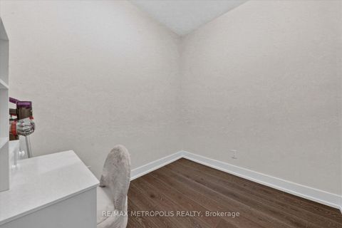 Photo 8 at 619 - 7 Kenaston Gardens, Bayview Village, Toronto