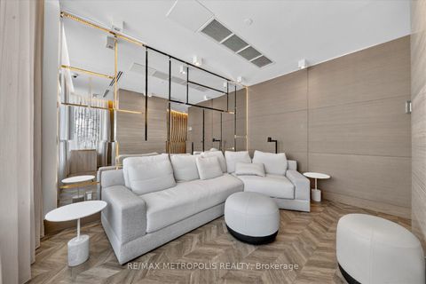 Photo 14 at 619 - 7 Kenaston Gardens, Bayview Village, Toronto