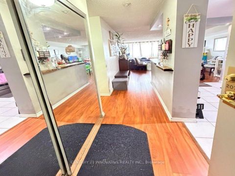 Photo 10 at Unit 207 - 1665 Victoria Park Avenue, Maryvale, Toronto