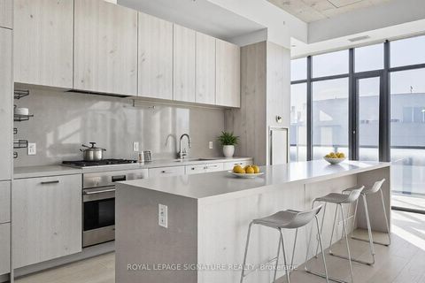 Photo 2 at PH02 - 608 Richmond Street W, Waterfront Communities C1, Toronto