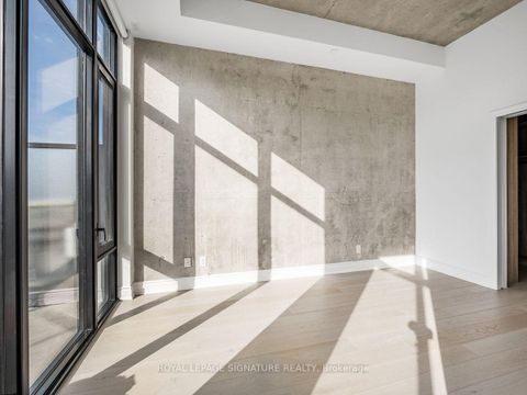 Photo 8 at PH02 - 608 Richmond Street W, Waterfront Communities C1, Toronto