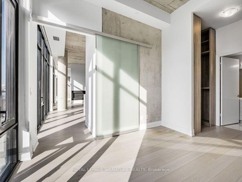 Photo 14 at PH02 - 608 Richmond Street W, Waterfront Communities C1, Toronto