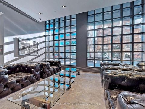 Photo 31 at PH02 - 608 Richmond Street W, Waterfront Communities C1, Toronto