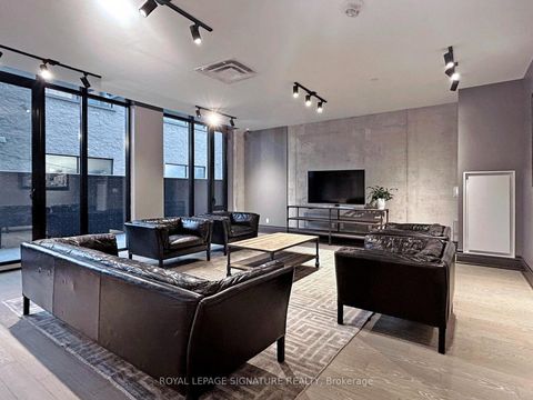 Photo 38 at PH02 - 608 Richmond Street W, Waterfront Communities C1, Toronto