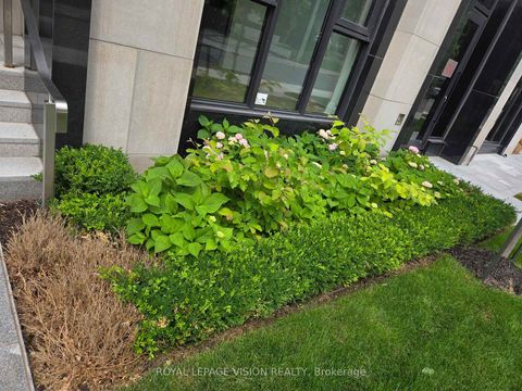 Photo 29 at 101 - 2 Forest Hill Road, Forest Hill South, Toronto
