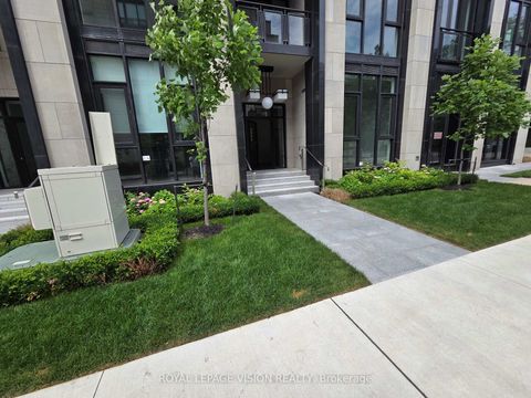 Photo 31 at 101 - 2 Forest Hill Road, Forest Hill South, Toronto