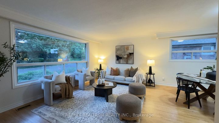 Photo 0 at 17 Chancellor Drive, Woburn, Toronto