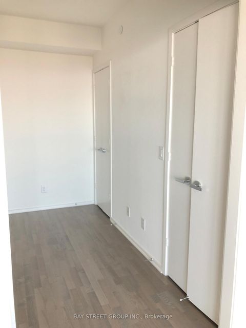 Photo 11 at 6302 - 1 Bloor Street E, Yonge Corridor, Toronto