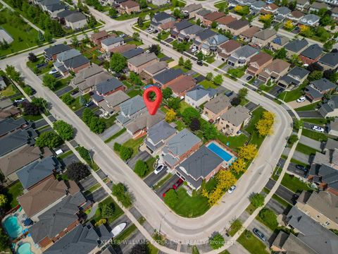 Photo 23 at 57 Parisian Crescent, Shore, Barrie