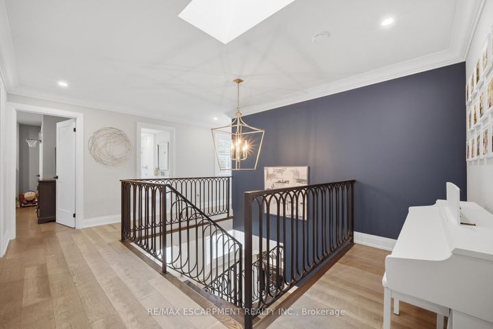 Photo 19 at 81 Flanders Drive, Waterdown, Hamilton