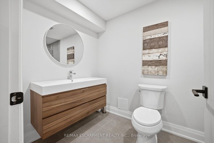Photo 29 at 81 Flanders Drive, Waterdown, Hamilton