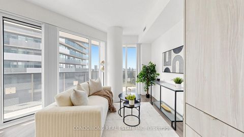 Photo 1 at 6212 - 138 Downes Street, Waterfront Communities C8, Toronto