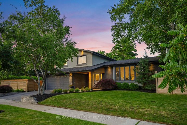 Photo 0 at 134 Fairwood Place W, Bayview, Burlington