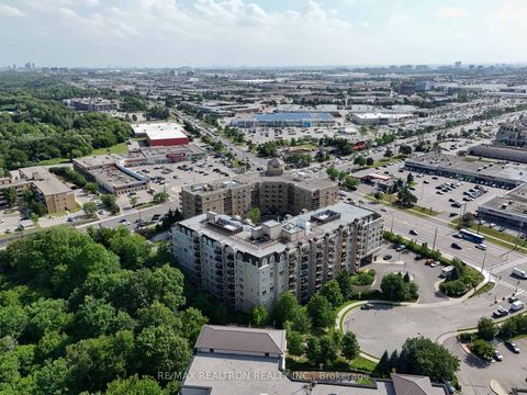 Photo 33 at 402 - 1 Maison Parc Court, Lakeview Estates, Vaughan