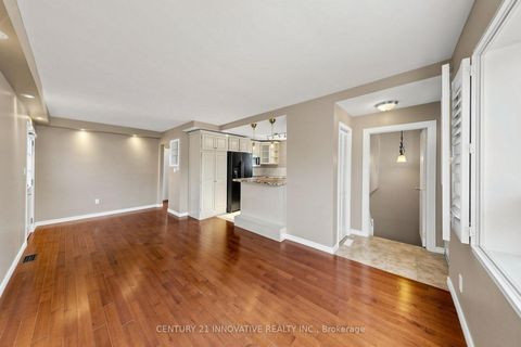 Photo 5 at 59 Manitoba Street, Mimico, Toronto