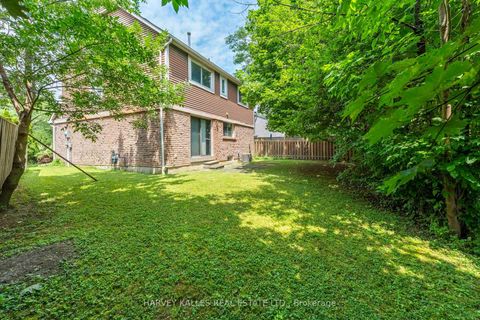 Photo 36 at 39 Newington Crescent, West Deane, Toronto