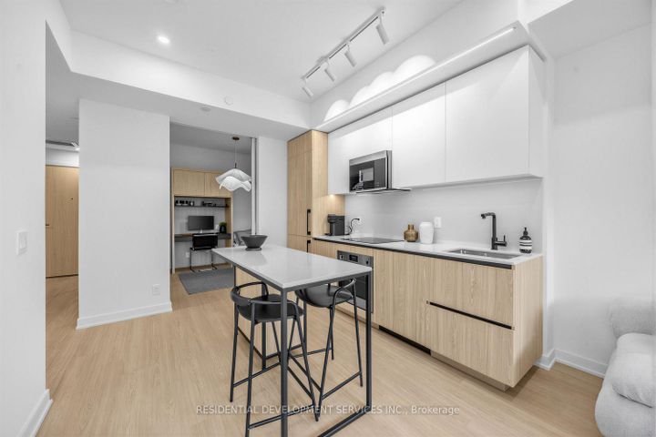 Photo 9 at 226 - 699 Sheppard Avenue E, Bayview Village, Toronto