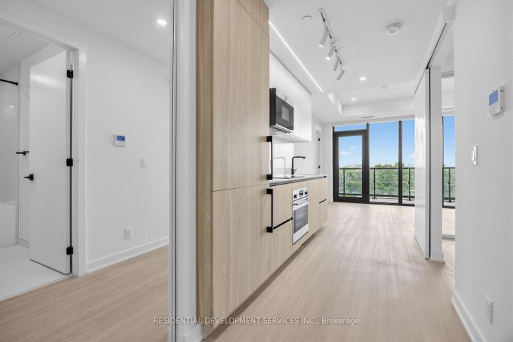 Photo 4 at 619 - 699 Sheppard Avenue E, Bayview Village, Toronto