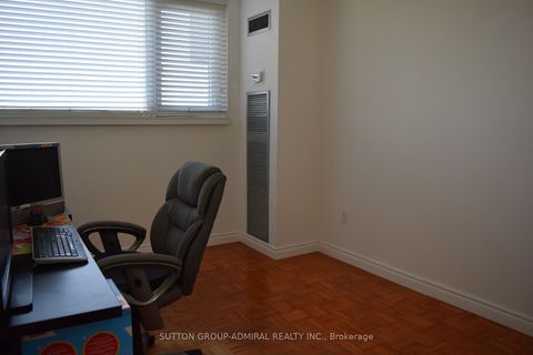 Photo 26 at 804 - 260 Scarlett Road, Smythe, Toronto