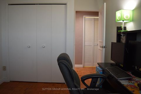 Photo 27 at 804 - 260 Scarlett Road, Smythe, Toronto