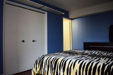 Photo 32 at 804 - 260 Scarlett Road, Smythe, Toronto