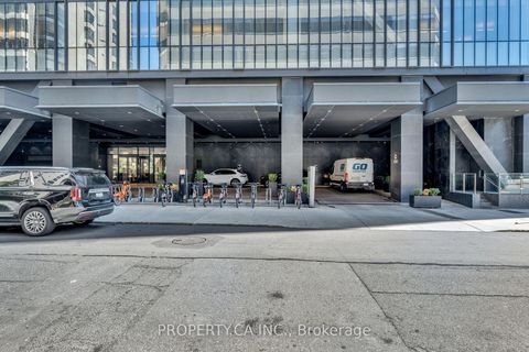 Photo 39 at 3002 - 488 University Avenue, Chinatown, Toronto