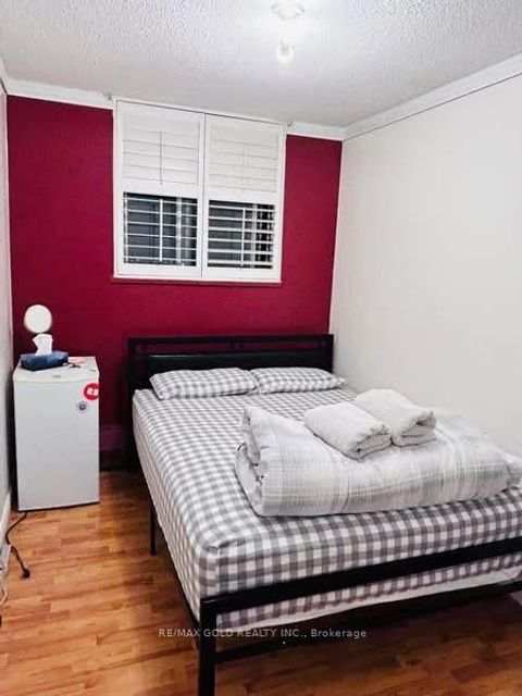 Photo 3 at 815 - 50 Lotherton Pathway, Glen Park, Toronto
