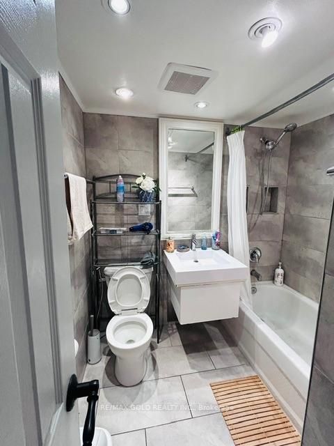 Photo 9 at 815 - 50 Lotherton Pathway, Glen Park, Toronto