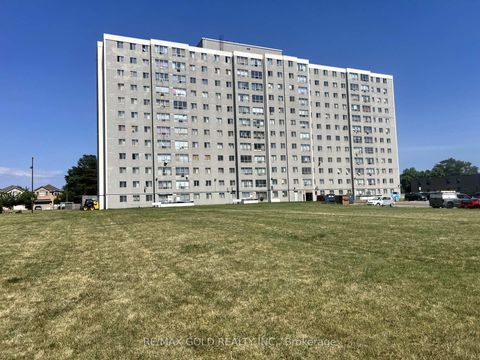 Photo 24 at 815 - 50 Lotherton Pathway, Glen Park, Toronto