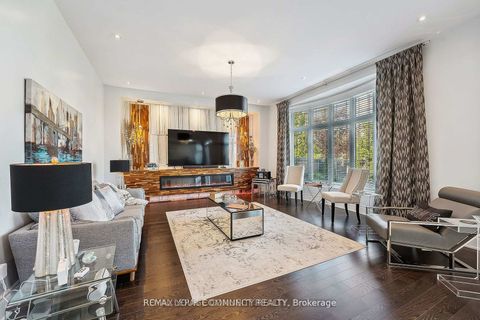 Photo 10 at 336 Farrell Road, Patterson, Vaughan