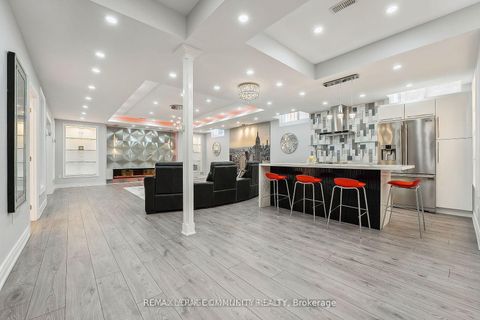 Photo 15 at 336 Farrell Road, Patterson, Vaughan