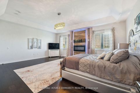 Photo 24 at 336 Farrell Road, Patterson, Vaughan