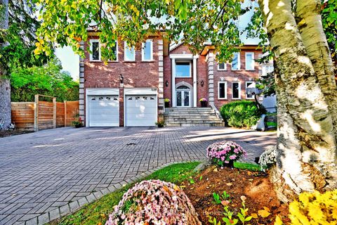 Photo 0 at 186 Oxford Street, Mill Pond, Richmond Hill