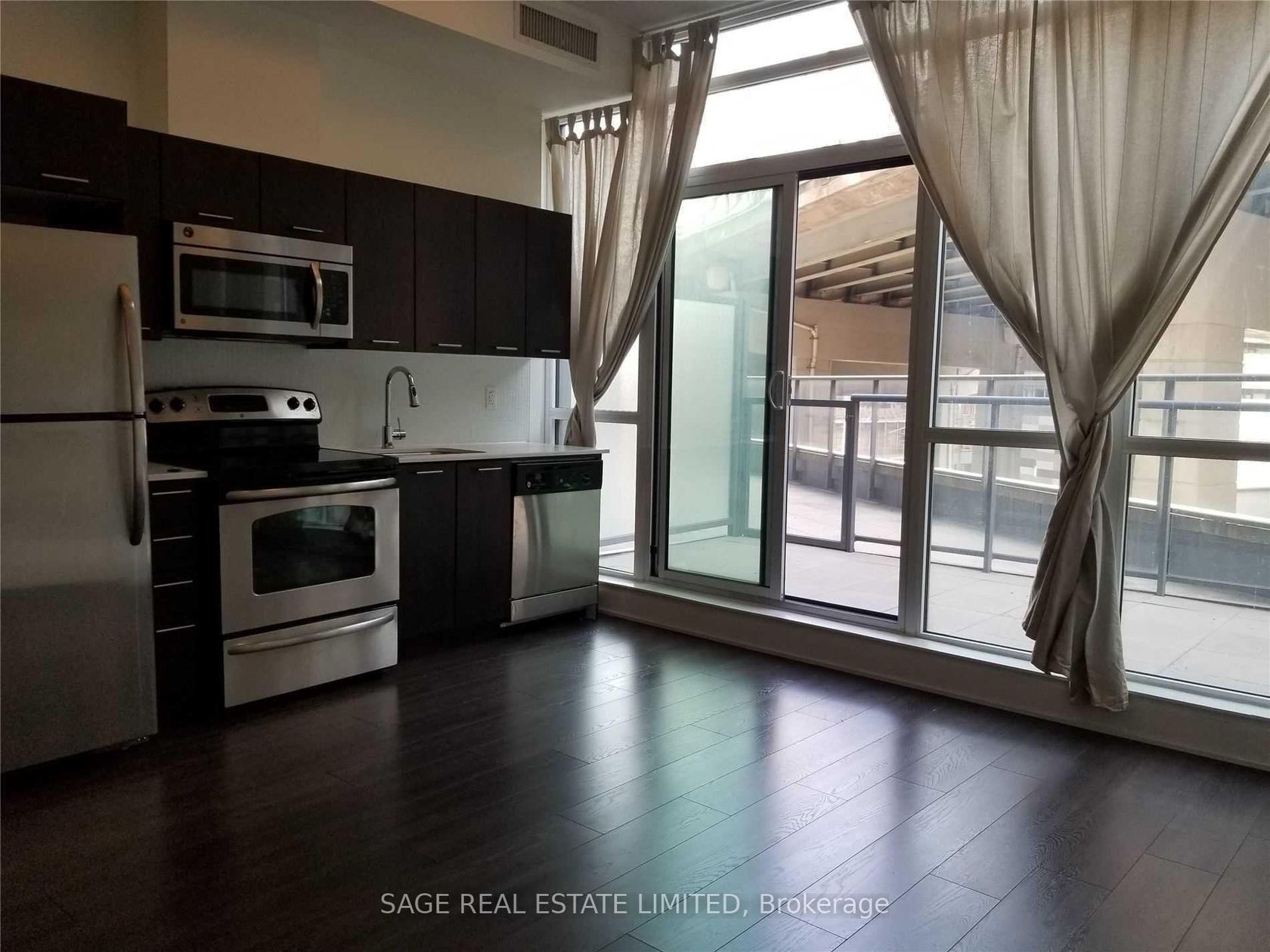 220 - 169 Fort York Boulevard, Waterfront Communities C1, Toronto 