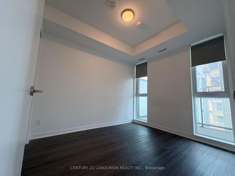 Photo 11 at 1106 - 185 Alberta Ave E, Oakwood Village, Toronto