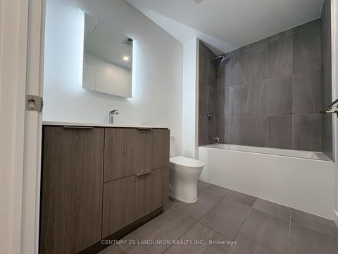 Photo 16 at 1106 - 185 Alberta Ave E, Oakwood Village, Toronto