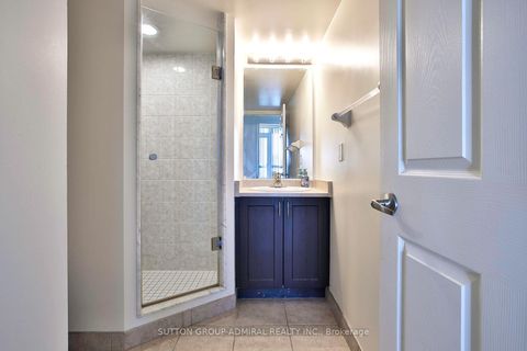 Photo 17 at 1017 - 25 Lower Simcoe Street, Waterfront Communities C1, Toronto