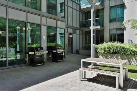 Photo 25 at 1017 - 25 Lower Simcoe Street, Waterfront Communities C1, Toronto