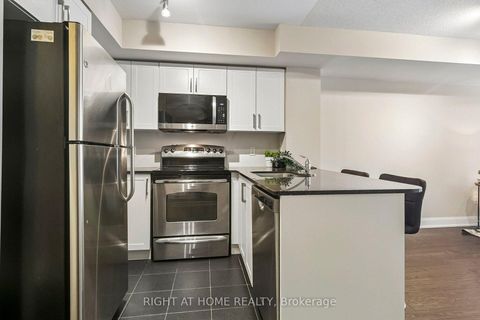 Photo 4 at 2804 - 2181 Yonge Street, Mount Pleasant West, Toronto