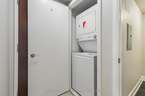 Photo 10 at 2804 - 2181 Yonge Street, Mount Pleasant West, Toronto