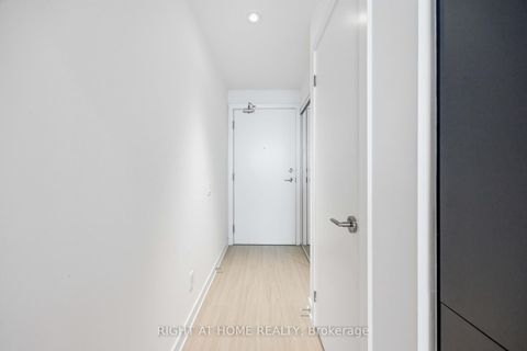 Photo 9 at 5110 - 8 WELLESLEY Street W, Bay Street Corridor, Toronto