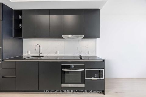 Photo 20 at 5110 - 8 WELLESLEY Street W, Bay Street Corridor, Toronto