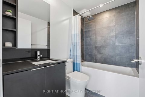 Photo 26 at 5110 - 8 WELLESLEY Street W, Bay Street Corridor, Toronto