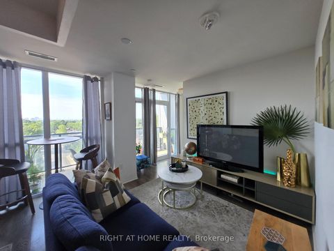 Photo 7 at 715 - 2301 Danforth Avenue, Danforth, Toronto