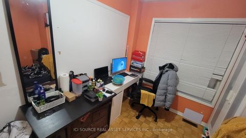 Photo 4 at 24 Mattari Court, Clairville, Toronto