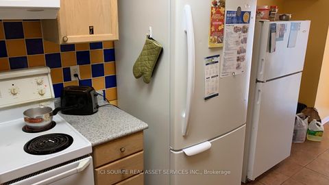 Photo 10 at 24 Mattari Court, Clairville, Toronto